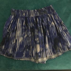 Athleta printed shorts/skirt